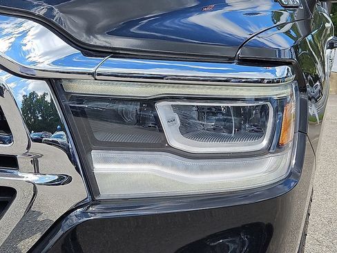 Used 2019 RAM 1500 Big Horn AWD/4WD image 9