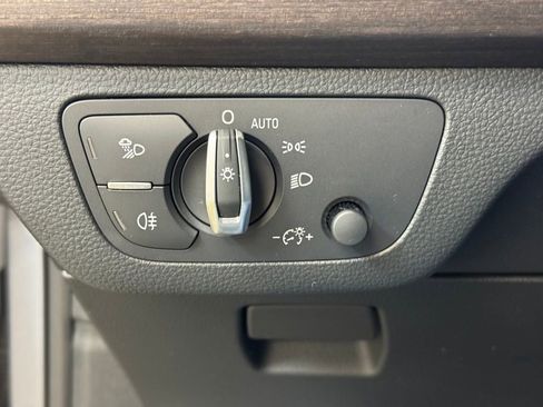 Used 2022 Audi Q5 2.0T Premium Plus w/ Premium Plus Package image 32