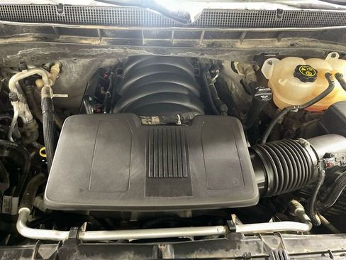 Used 2021 Chevrolet Suburban Z71 w/ Rear Media and Nav Package AWD/4WD image 26