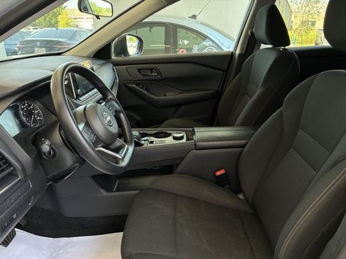 Used 2024 Nissan Rogue S AWD/4WD image 13