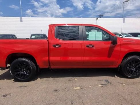 Certified 2022 Chevrolet Silverado 1500 Custom RWD image 9