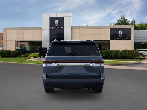 New 2024 Lincoln Navigator Reserve AWD/4WD image 6