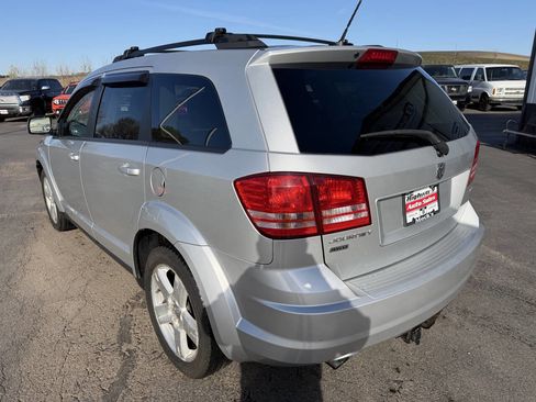 Used 2009 Dodge Journey SXT w/ Premium Convenience Group AWD/4WD image 3