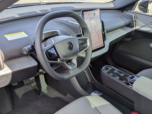 New 2026 Volvo EX30 Plus w/ Protection Package Premier AWD/4WD image 7