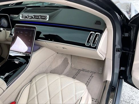 Used 2024 Mercedes-Benz Maybach S 580 Maybach S 580 image 18