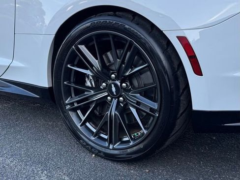 Used 2019 Chevrolet Camaro ZL1 image 18