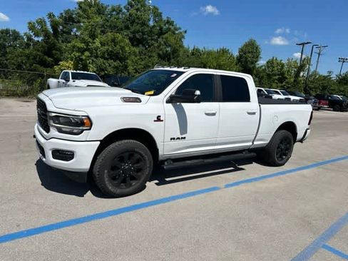 Used 2022 RAM 2500 Big Horn w/ Level C Equiment Group AWD/4WD image 15