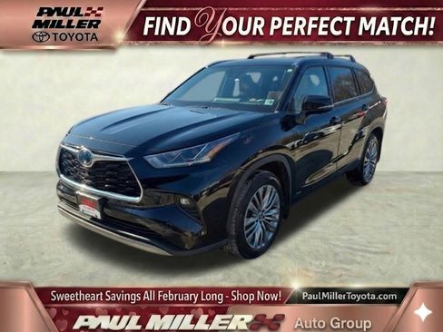 Used 2023 Toyota Highlander Platinum image 1