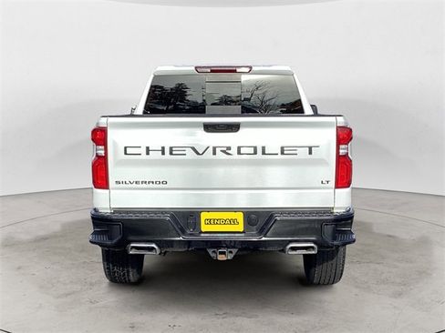 Used 2024 Chevrolet Silverado 1500 LT Trail Boss w/ Convenience Package II image 4