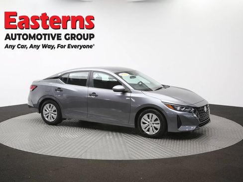 Used 2024 Nissan Sentra S FWD image 47