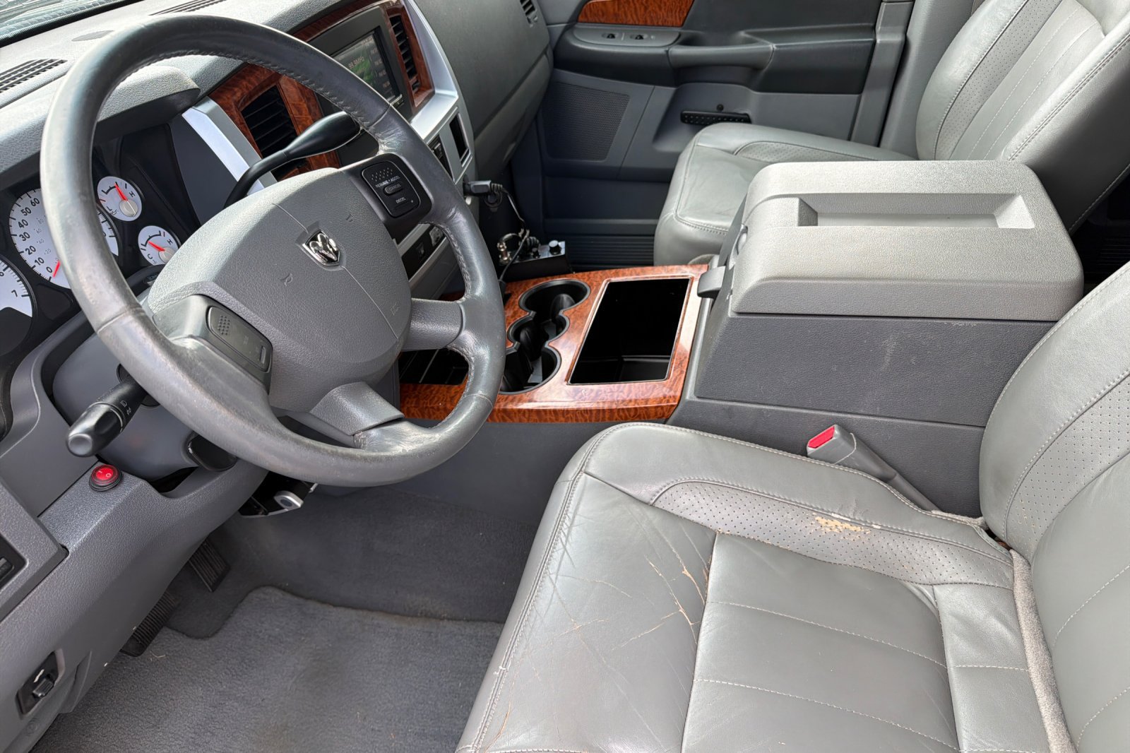 Used 2007 Dodge Ram 2500 Truck Laramie AWD/4WD image 10