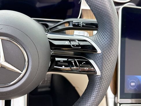 Certified 2024 Mercedes-Benz CLE 300 4MATIC Cabriolet image 20