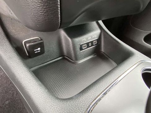 Used 2018 Dodge Durango SXT w/ Quick Order Package 2BB image 22