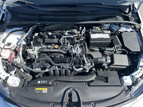 Used 2025 Toyota Corolla LE image 29