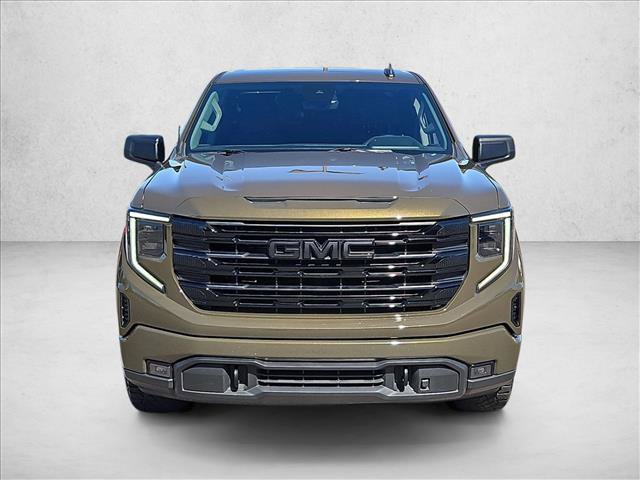 Used 2023 GMC Sierra 1500 Elevation AWD/4WD image 2