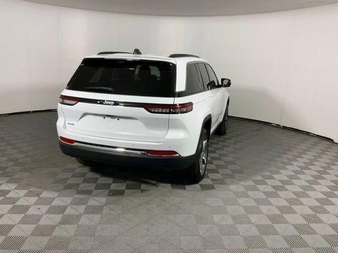 Used 2024 Jeep Grand Cherokee Limited 4xe w/ Luxury Tech Group II image 13