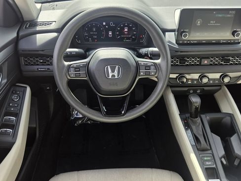 Certified 2025 Honda Accord LX image 11