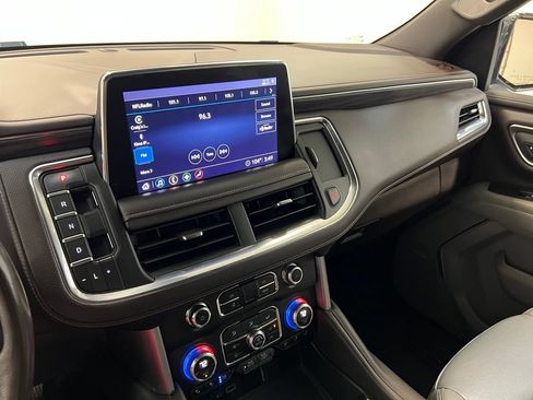 Used 2021 GMC Yukon SLT w/ SLT Luxury Package AWD/4WD image 23