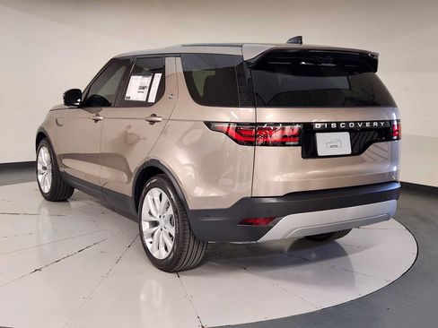 Used 2026 Land Rover Discovery S AWD/4WD image 6