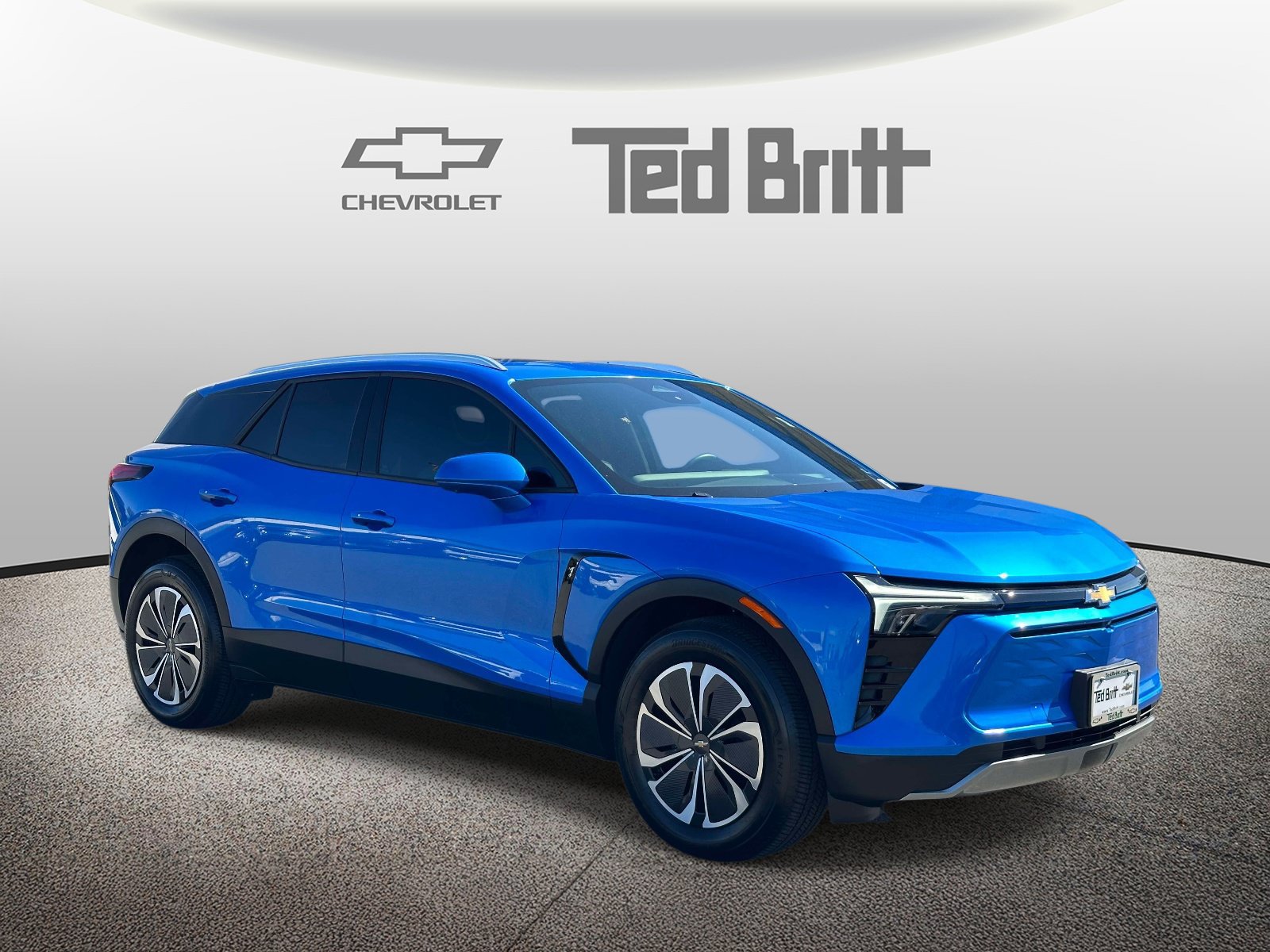 Used 2024 Chevrolet Blazer EV LT AWD/4WD image 3