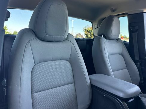 Used 2020 Chevrolet Colorado W/T RWD image 14