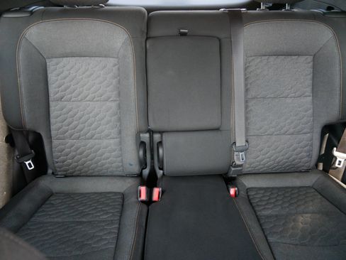 Used 2018 Chevrolet Equinox LT AWD/4WD image 13