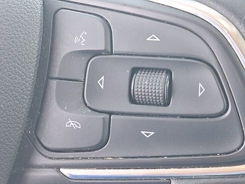 Certified 2023 Buick Envision Preferred image 33