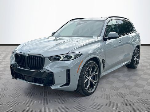 New 2026 BMW X5 xDrive50e w/ M Sport Package image 3