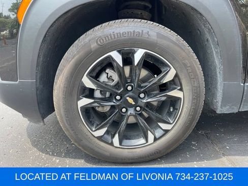 Used 2021 Chevrolet TrailBlazer LT w/ Convenience Package FWD image 5