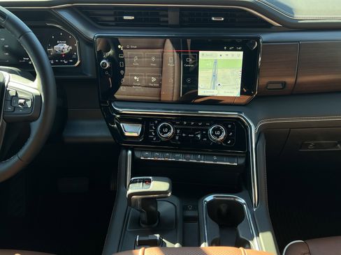 Used 2026 GMC Sierra 1500 Denali Ultimate image 17