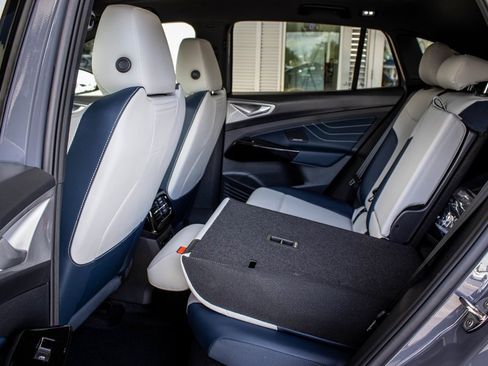 New 2025 Volkswagen ID.4 Pro S Plus image 48