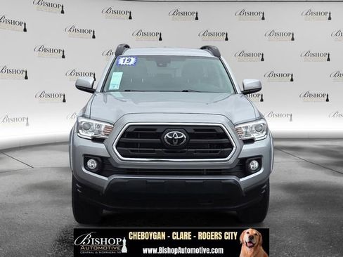 Used 2019 Toyota Tacoma SR5 AWD/4WD image 20