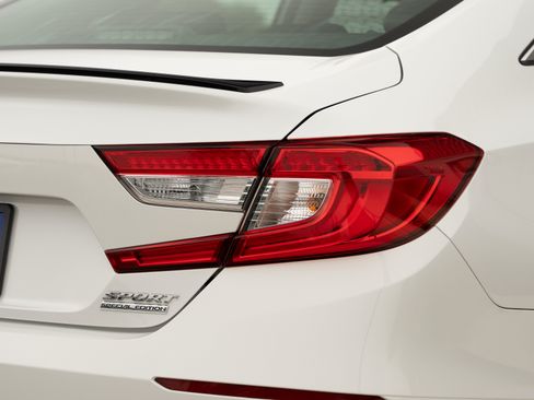 Used 2021 Honda Accord Sport Special Edition image 26