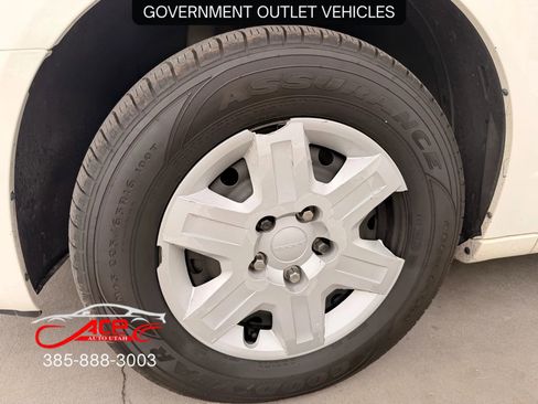 Used 2012 Dodge Grand Caravan SE image 10