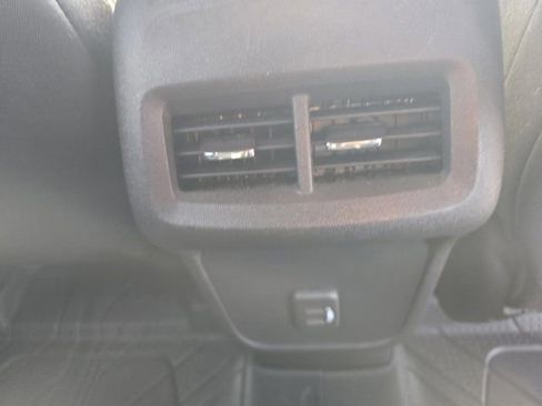 Used 2024 Chevrolet Equinox LT w/ LPO, Floor Liner Package FWD image 19