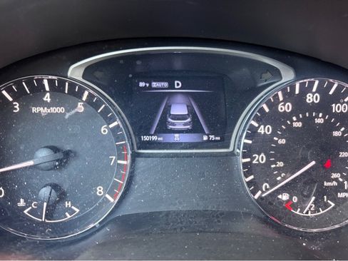 Used 2019 Nissan Pathfinder S AWD/4WD image 7