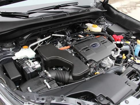 Used 2025 Subaru Forester Premium AWD/4WD image 15