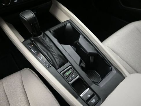 Certified 2025 Honda Accord LX image 30