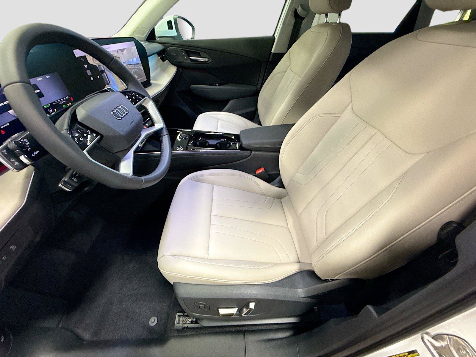 Certified 2026 Audi Q3 quattro 2.0T w/ Driver Assistance Package AWD/4WD image 21