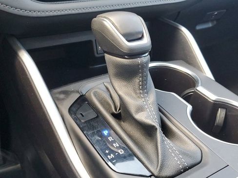 Used 2024 Toyota Highlander LE image 20