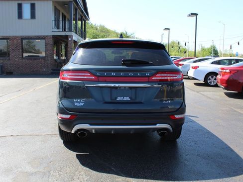 Used 2019 Lincoln MKC Reserve image 6