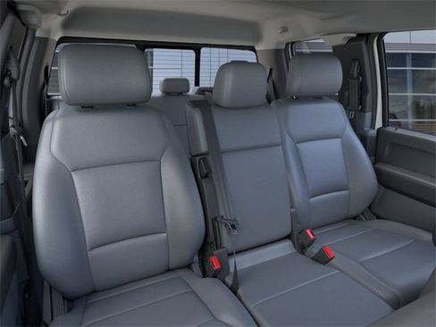 New 2025 Ford F550 4x4 SuperCab Super Duty w/ XL Chrome Package image 10