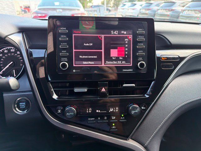Used 2024 Toyota Camry SE w/ Convenience Package FWD image 10