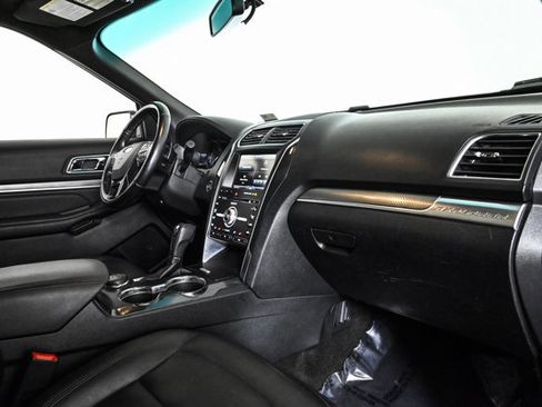 Used 2016 Ford Explorer Sport w/ Equipment Group 401A image 24