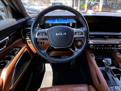 Used 2024 Kia Telluride SX Prestige X-Pro AWD/4WD image 8