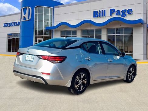 Used 2020 Nissan Sentra SV image 7