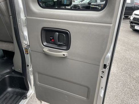 Used 2020 Chevrolet Express 2500 LS w/ Driver Convenience Package image 36