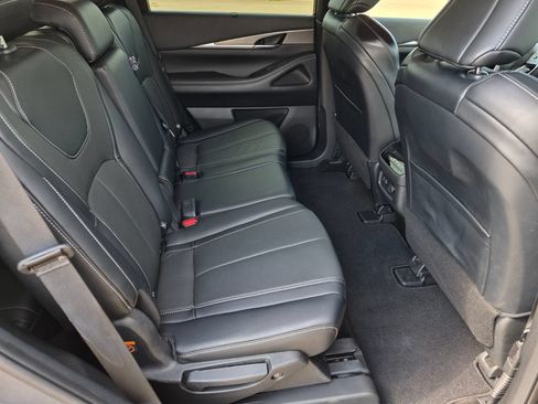 Used 2023 INFINITI QX60 Luxe w/ Cargo Package FWD image 43