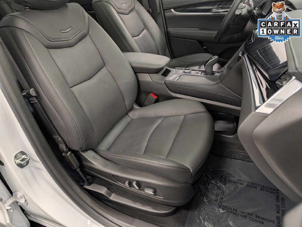 Used 2024 Cadillac XT6 Premium Luxury AWD/4WD image 30