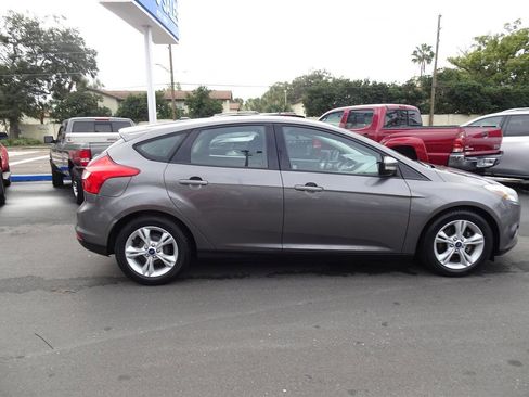 Used 2014 Ford Focus SE image 12